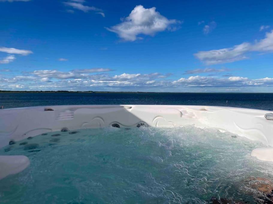 Villa Avec Spa & Vue Panomarique Sur L'Etang Perols Bagian luar foto